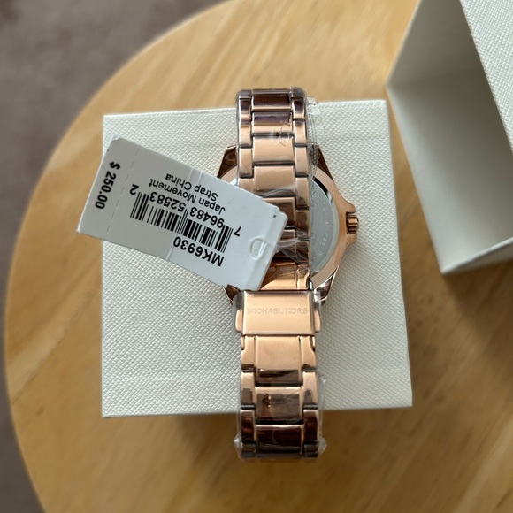 MICHAEL KORS KACIE Authentic Rose Gold Navy Blue Crystals MK6930 NEW Women Watch - Picture 7 of 7